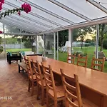 De 13 Personnes Proche Du Mans
