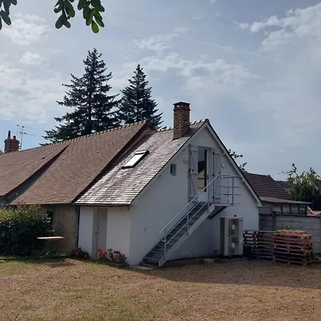 De 13 Personnes Proche Du Mans *